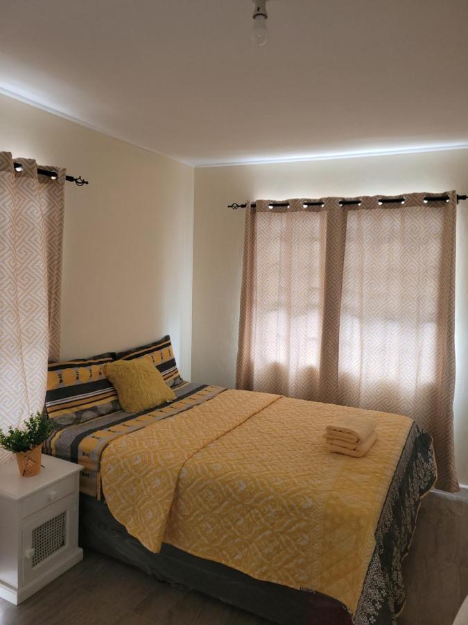 Villa Kensington Oval- 2 Bed 1 Bath à Bridgetown Extérieur photo