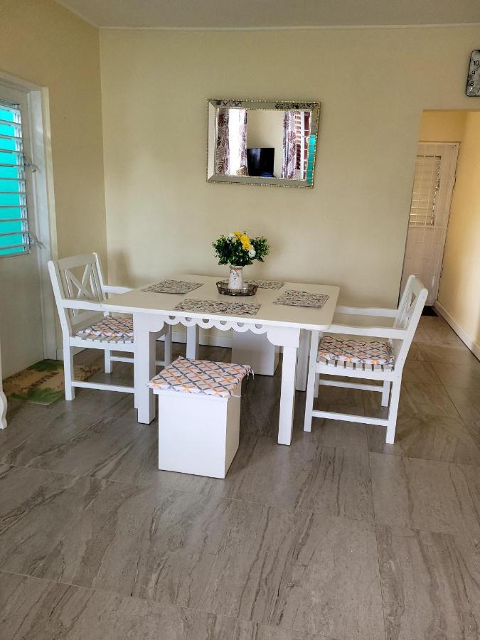 Villa Kensington Oval- 2 Bed 1 Bath à Bridgetown Extérieur photo