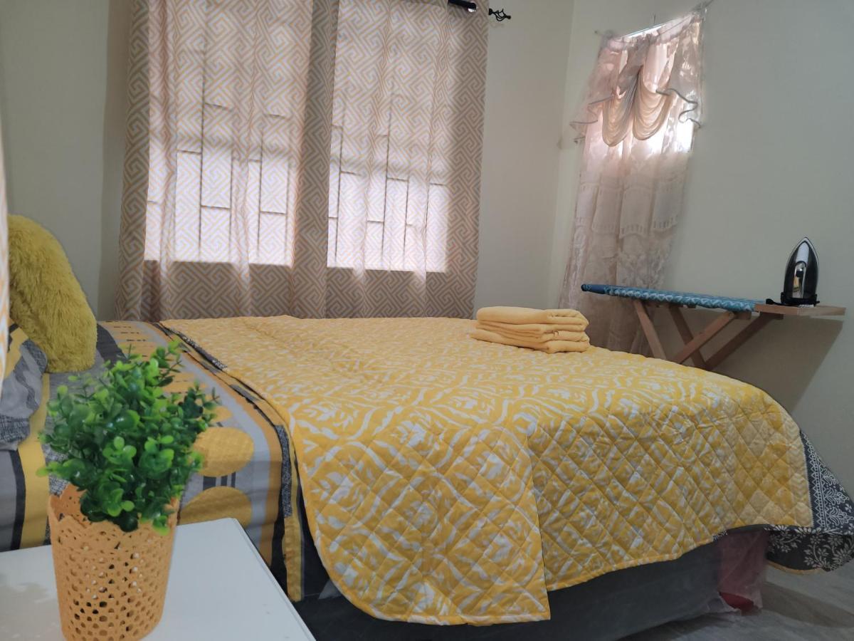 Villa Kensington Oval- 2 Bed 1 Bath à Bridgetown Extérieur photo